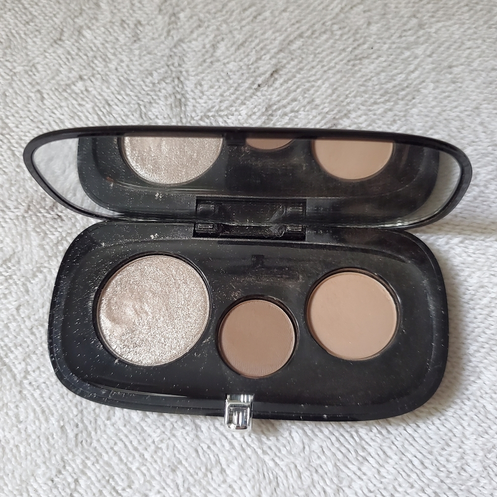Eyeshadow Palette